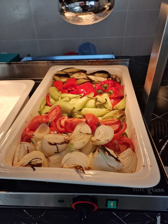 Gastro Can Garden Beach