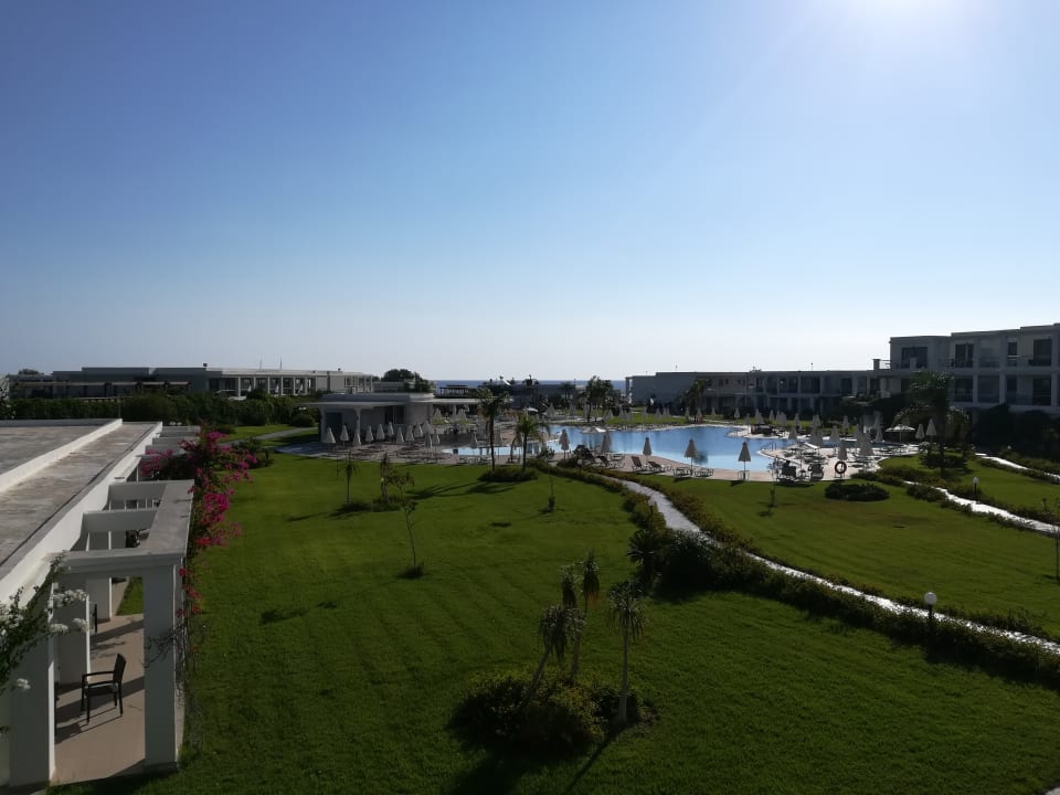 Außenansicht Asterias Beach Resort