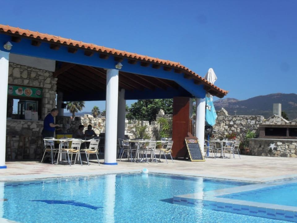 Poolbar Hotel Tigaki's Star