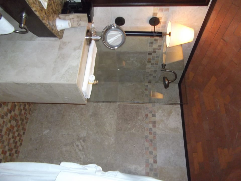 Dusche Hotel Camino Real Antigua