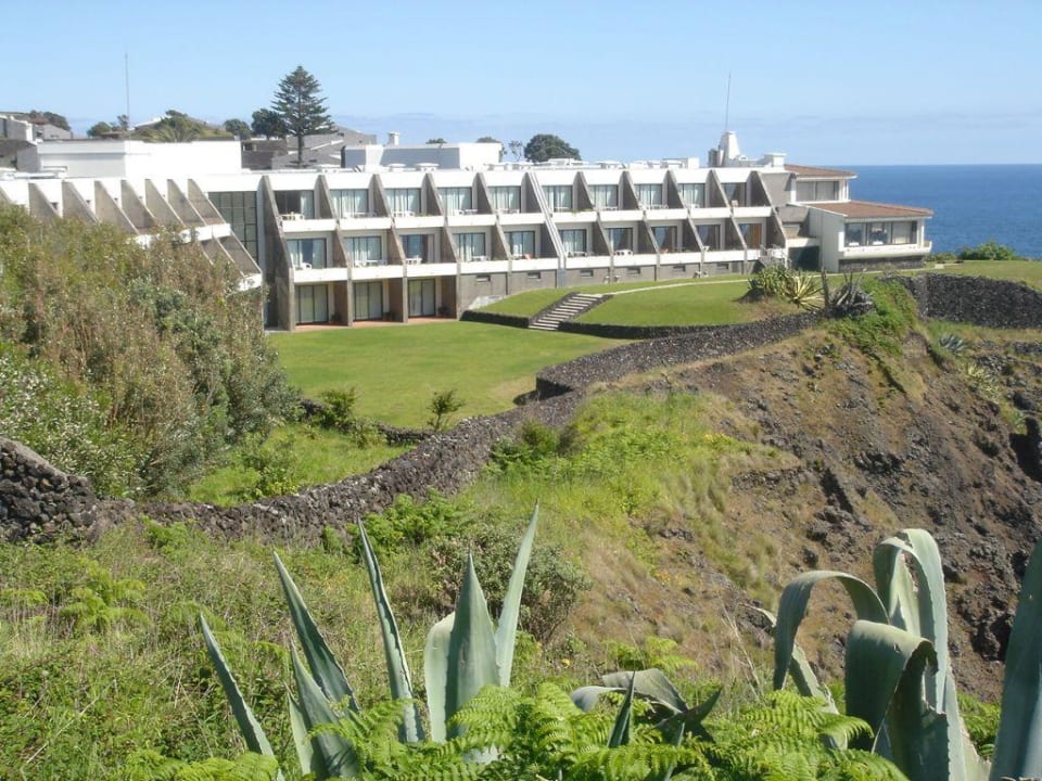 Seitenansicht Caloura Hotel Resort