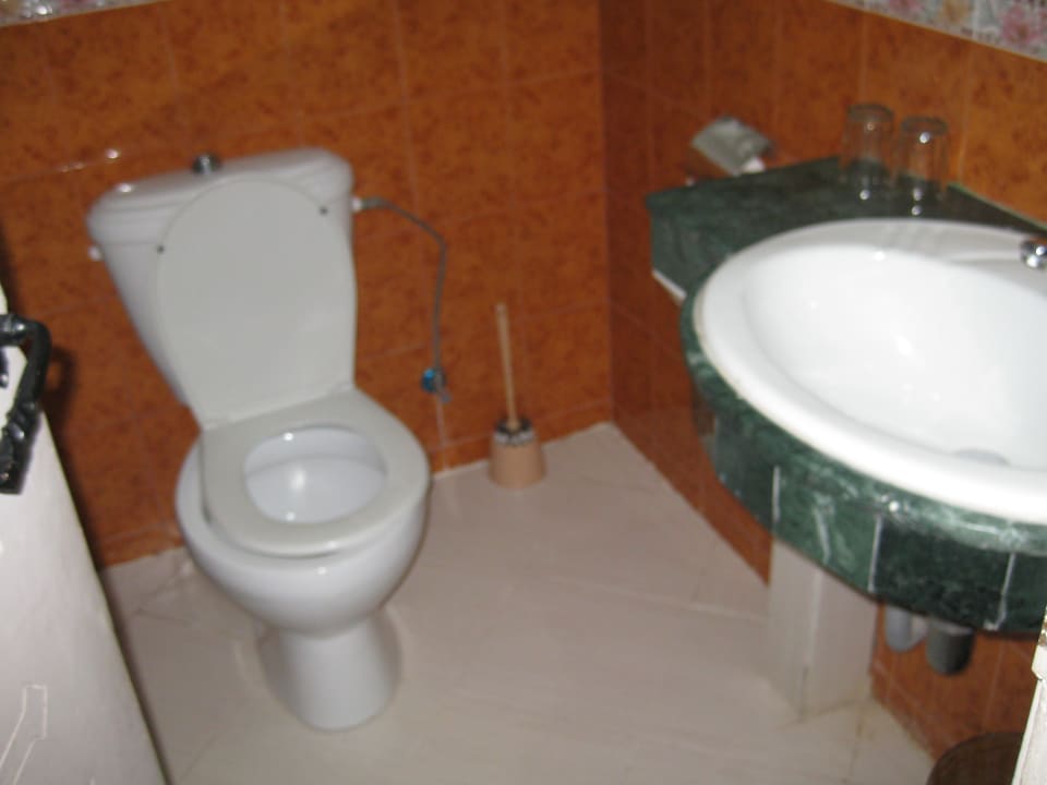 Klobrille nicht passend zur Schüssel Hotel Kenzi Azghor