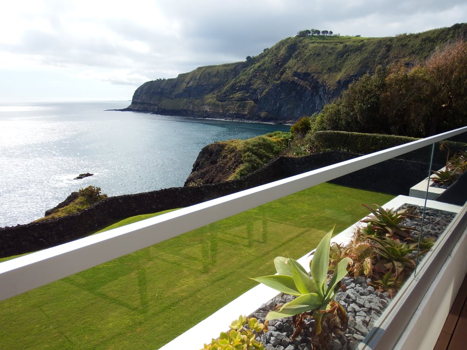Ausblick Caloura Hotel Resort