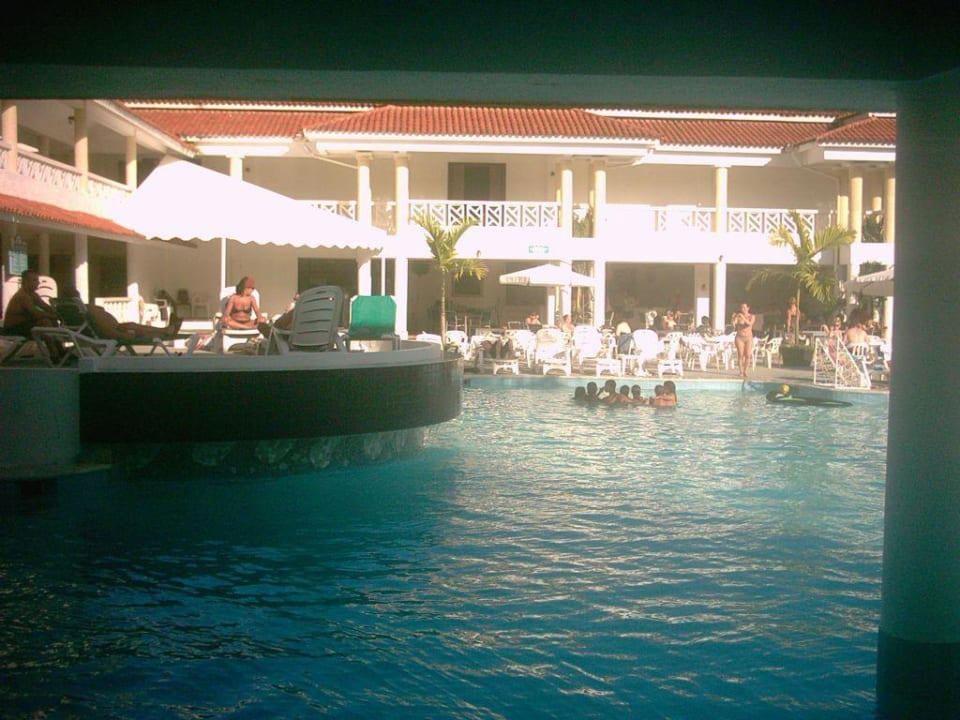 Pool Emotions by Hodelpa Puerto Plata