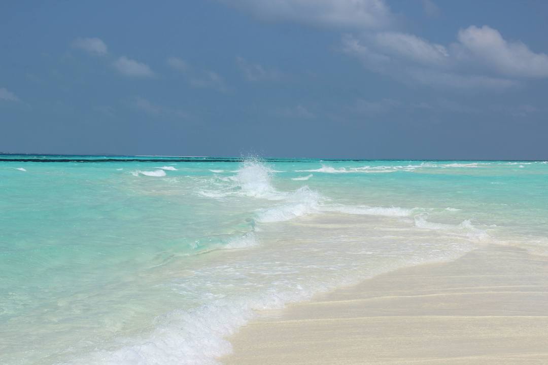 Sandbank Kuredu Island Resort & Spa