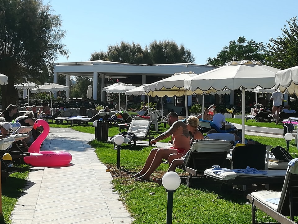 Gartenanlage Hotel Calypso Beach