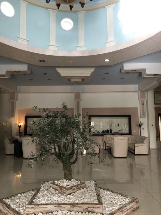 Lobby Hotel Gaia Palace