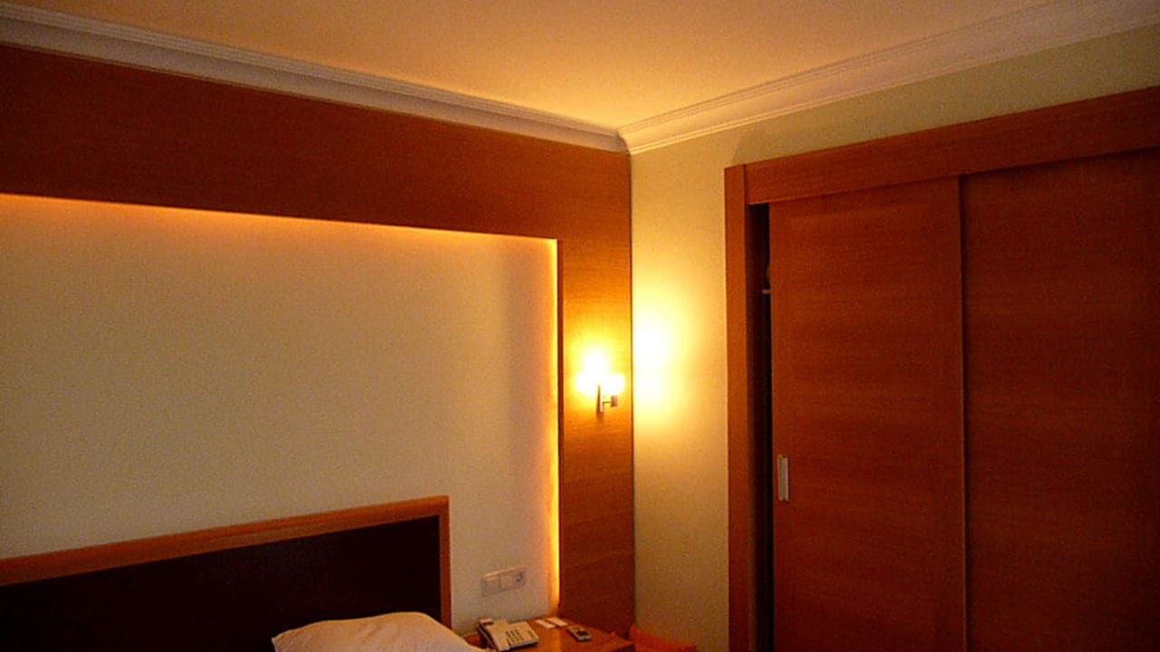 Zimmer 808 Hotel Sirma