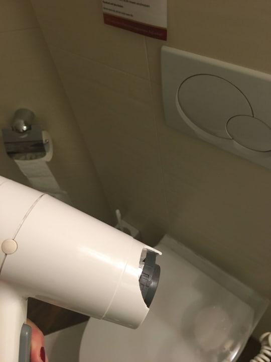 Defekter Fön, wurde nicht ausgetauscht Vitalhotel Sonnenhof