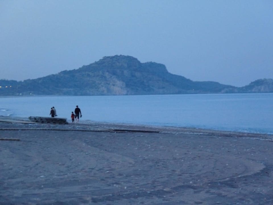 Plage Asterias Beach Resort