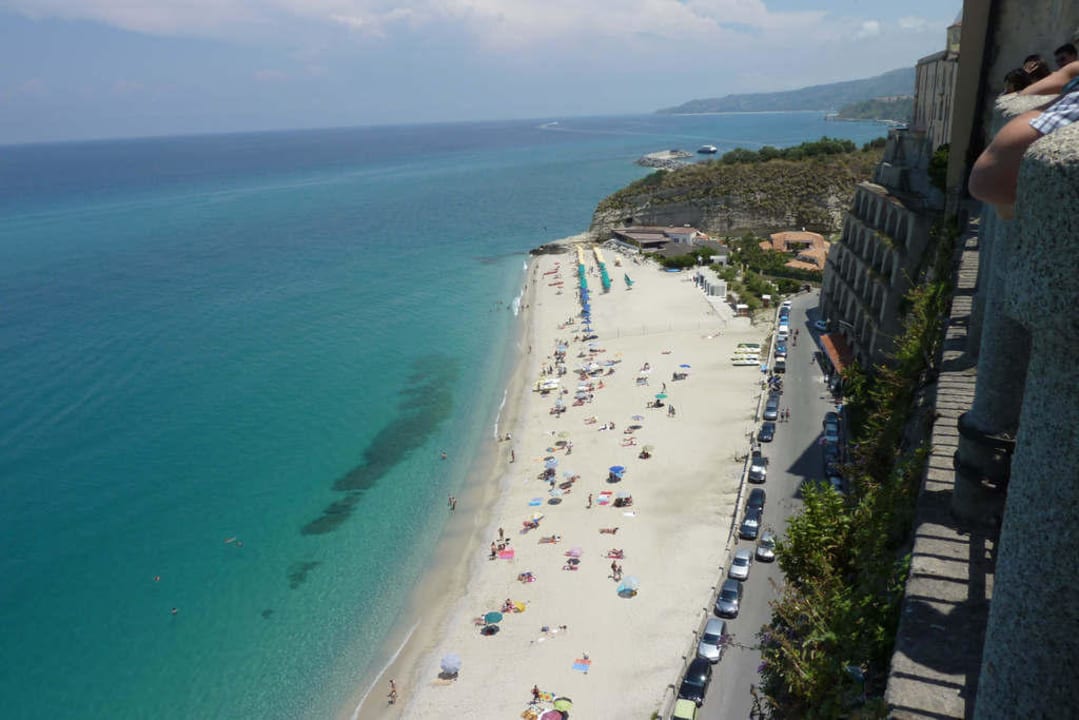 Strand unter einer Stadt Le Roccette Mare Beach Hotel & Restaurant