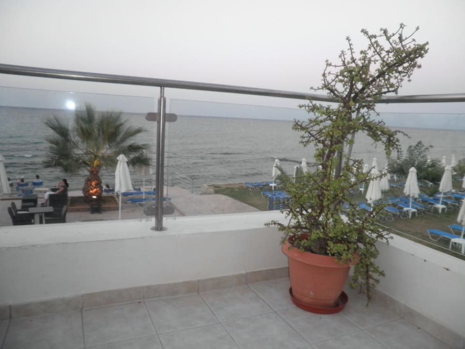 Ausblick beim Essen Hotel Belussi Beach