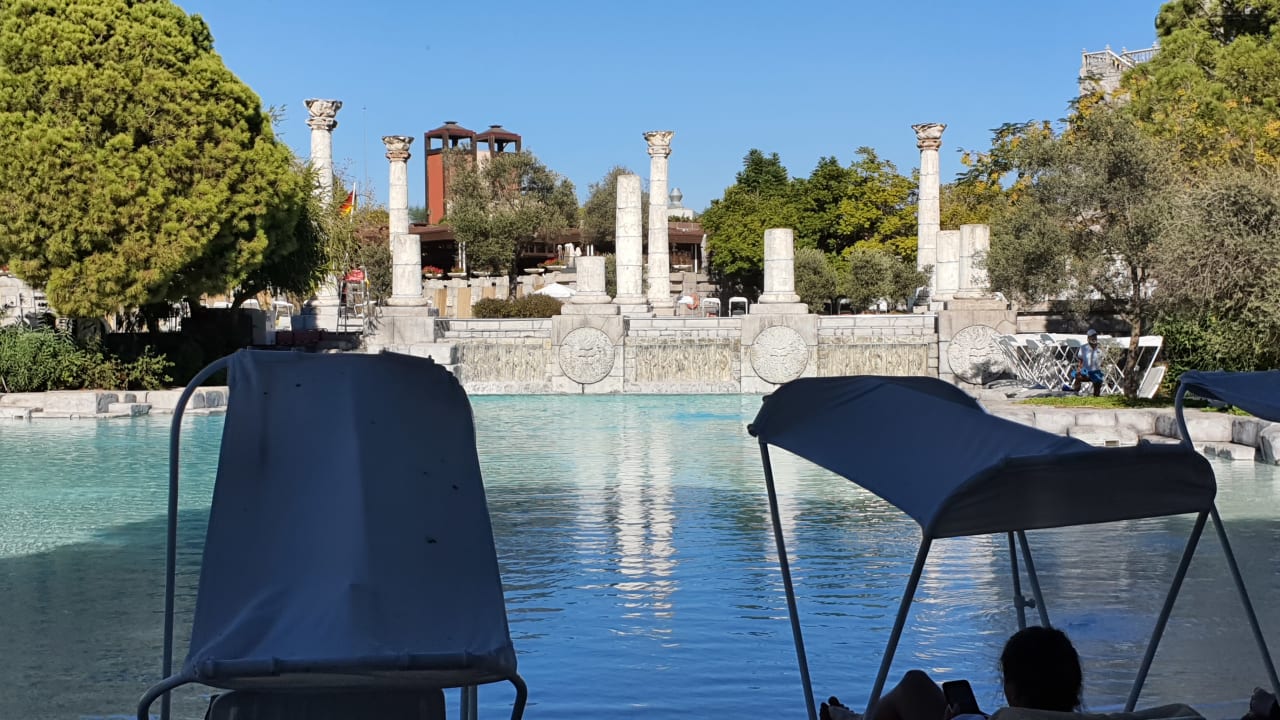 Pool Xanadu Resort Hotel