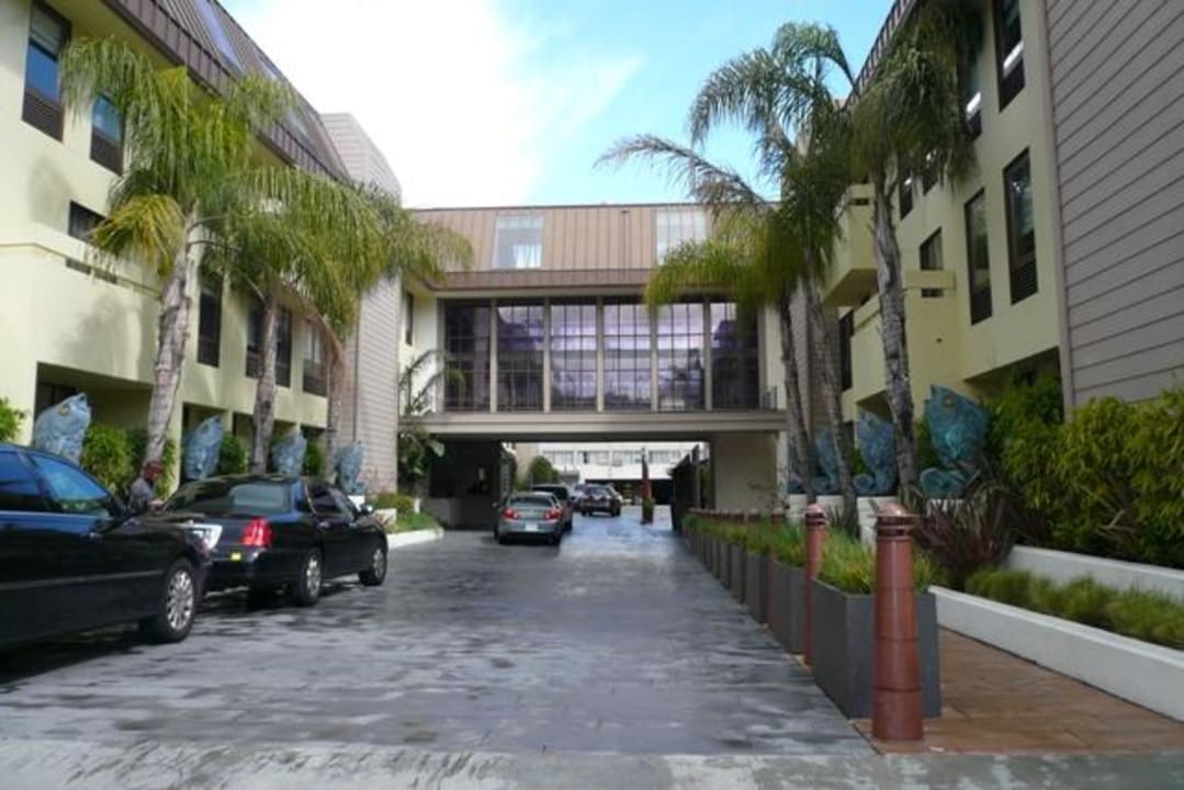 Einfahrt zum Hotel Hotel Riu Plaza Fisherman’s Wharf