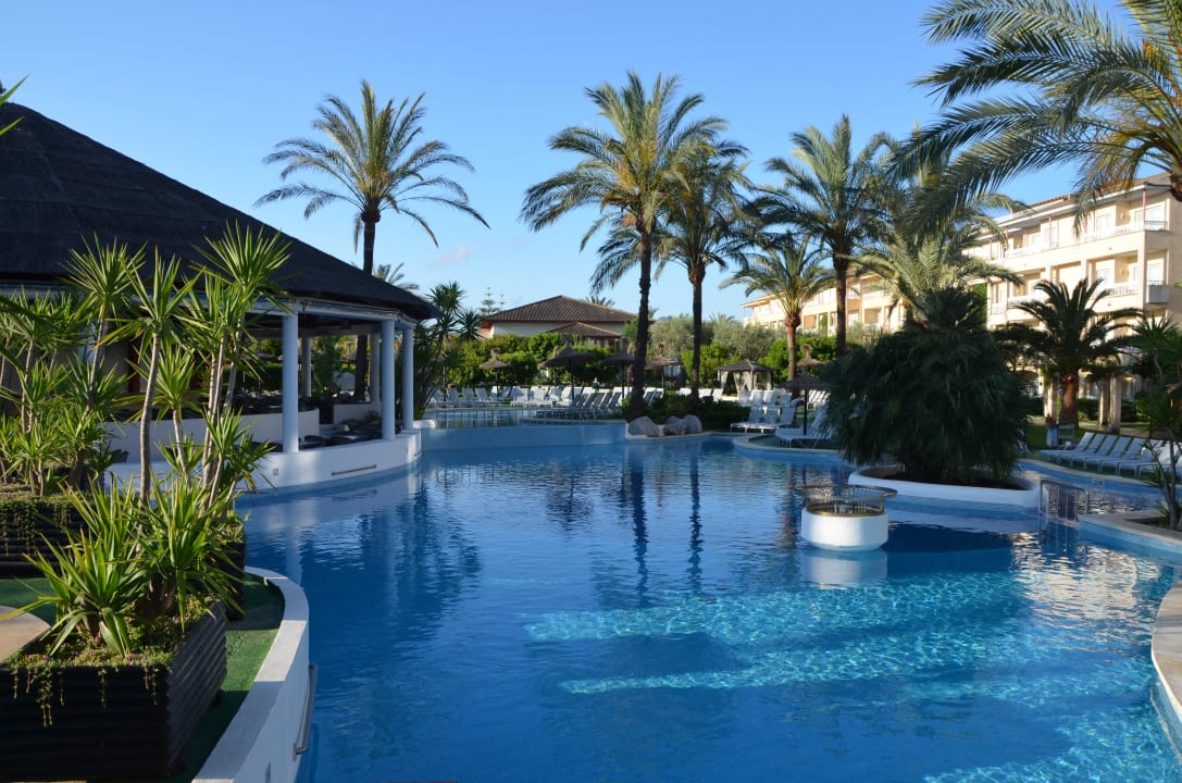 Pool Prinsotel La Dorada