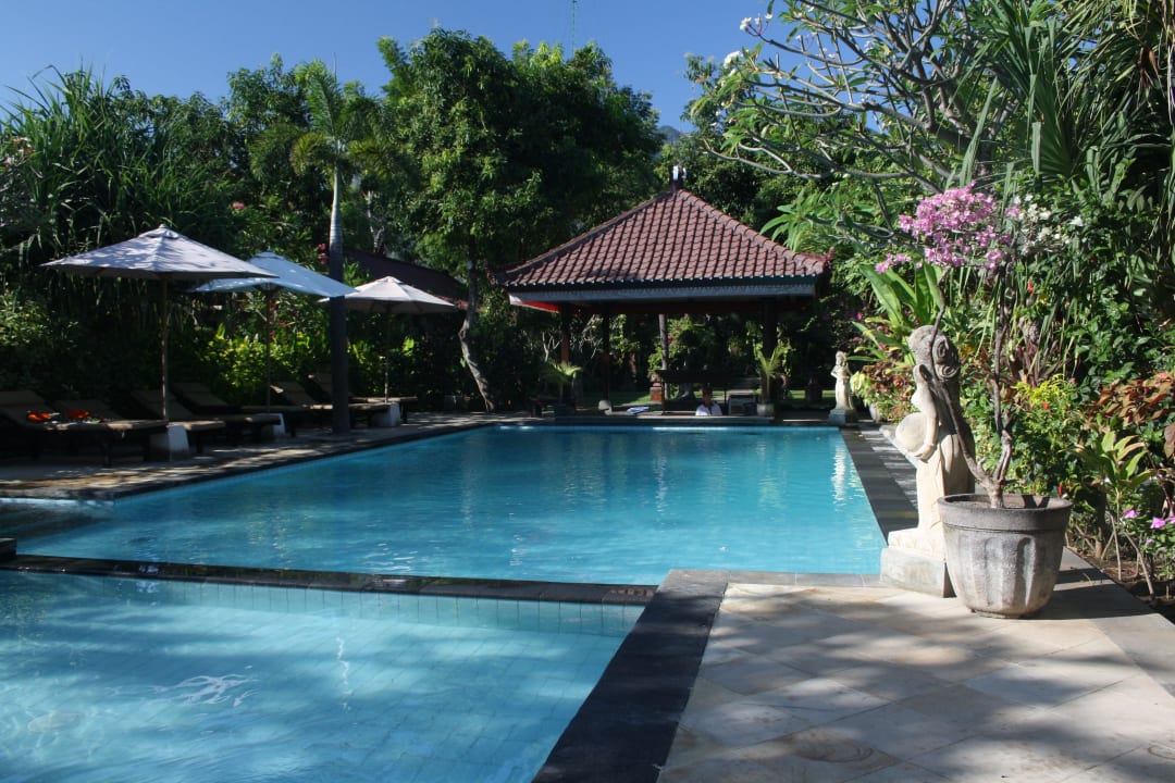 Pool Tirtasari Bungalows