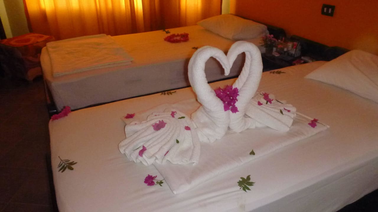 Deko vom Zimmerboy Hotel Coral Garden