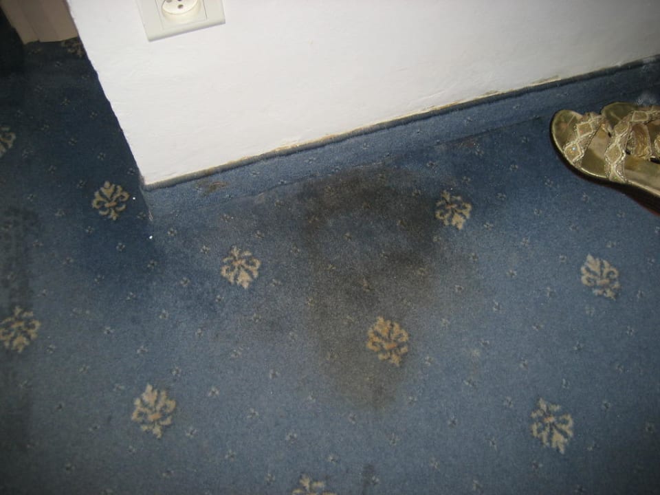 Schmutzflecken Hotel El Mouradi Djerba Menzel