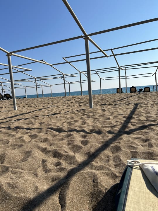 Strand Royal Wings Hotel