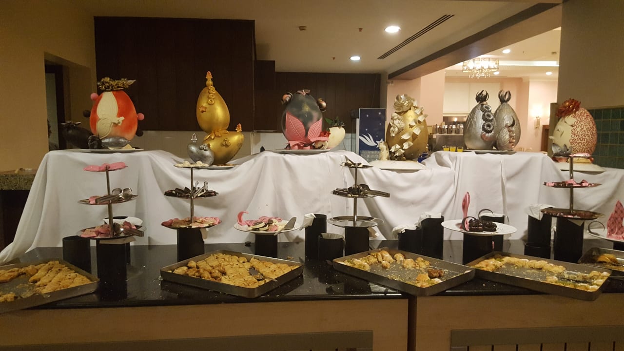 Restaurant  Starlight Resort Hotel