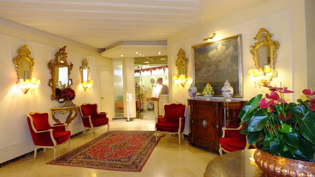 Eingangsbereich Restaurant Hotel Terme Mioni Pezzato