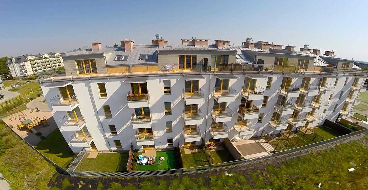 Building and garden MG Apartment