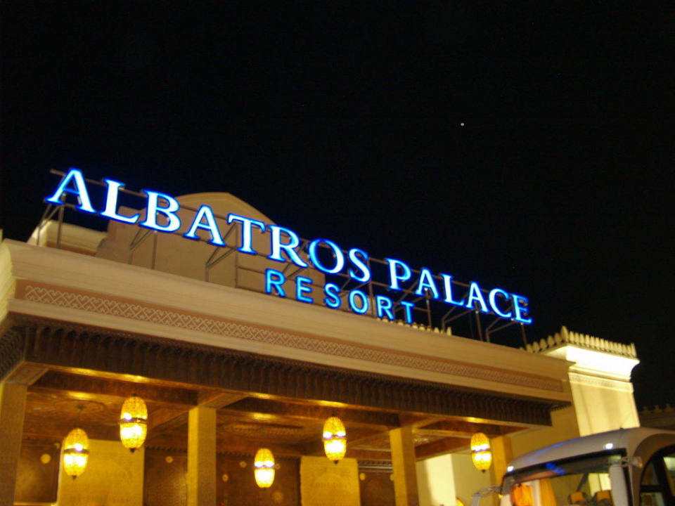 Haupteingang Pickalbatros Palace Resort