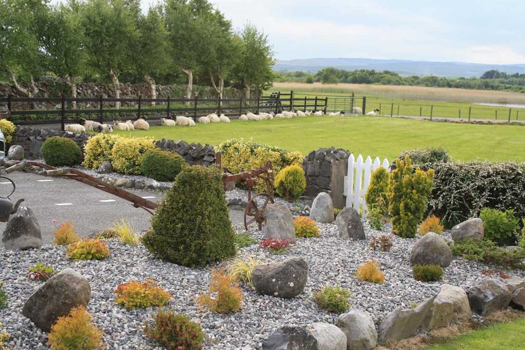 Gartenanlage Corrib Wave Guesthouse