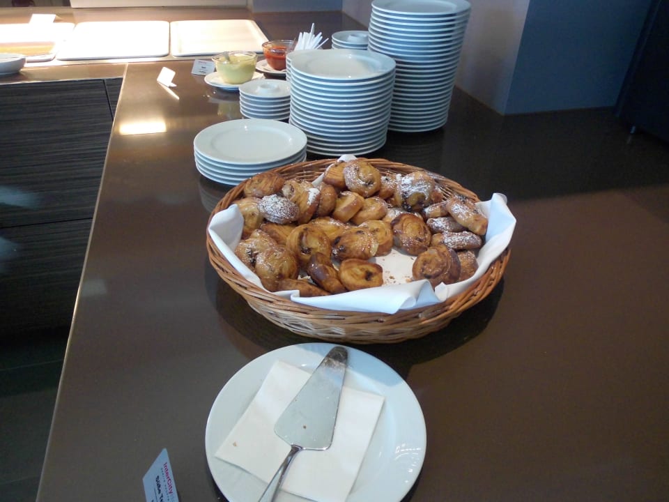 Frühstück IntercityHotel Berlin Hauptbahnhof
