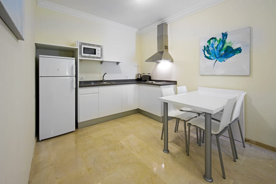 Zimmer Kn Panoramica Aparthotel