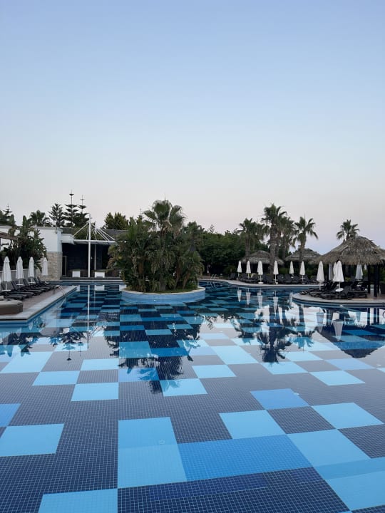 Pool Sherwood Blue Belek