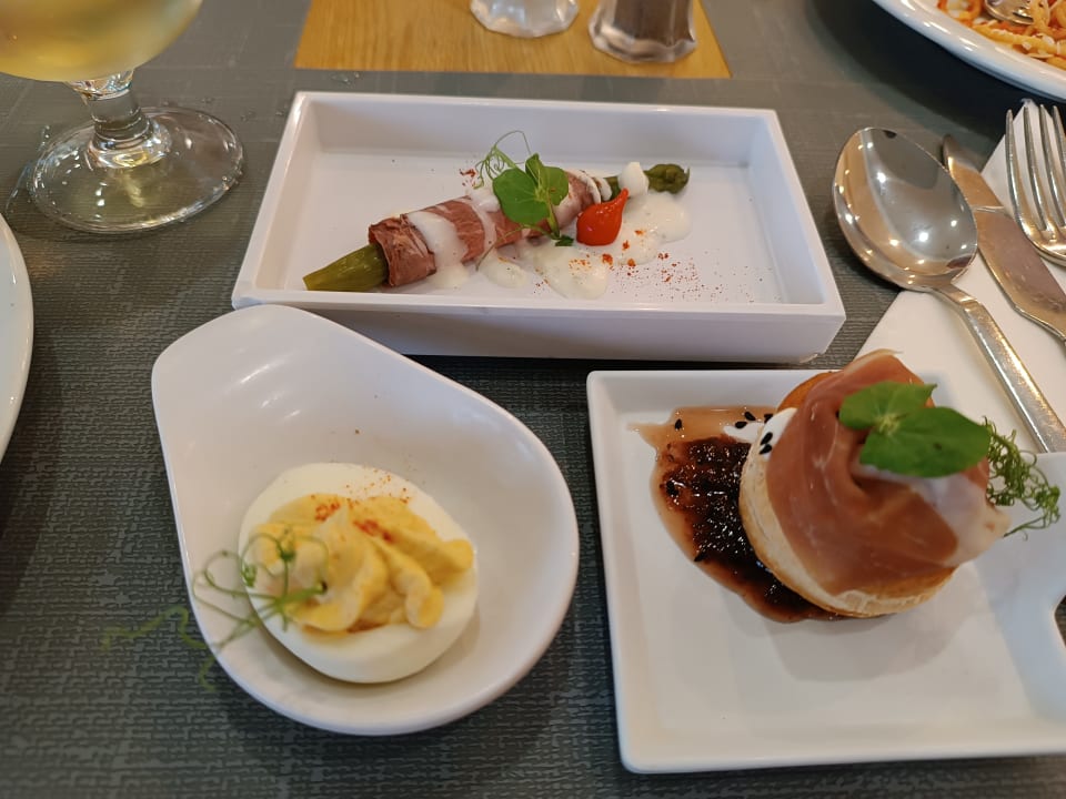 Gastro Esperides Beach Resort