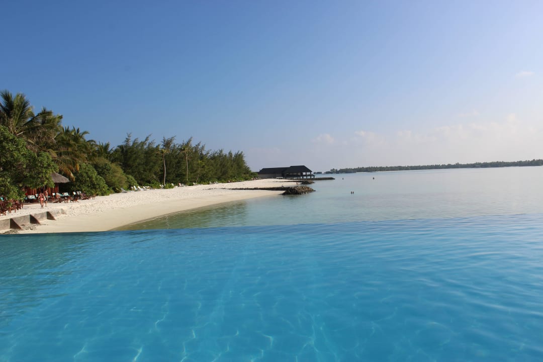 Pool mit Strand Summer Island Maldives