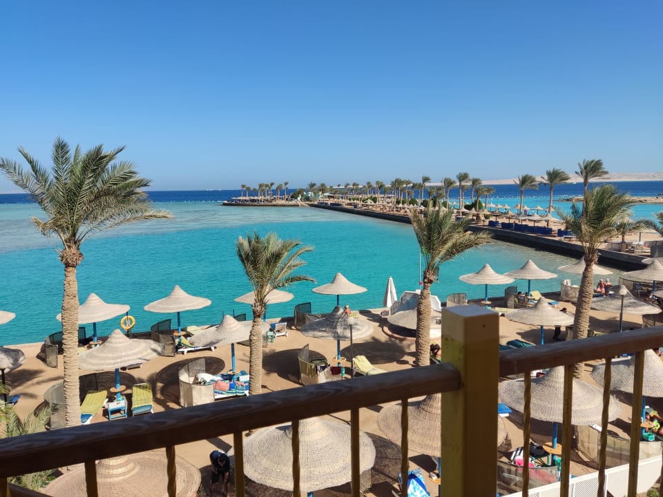 Strand Arabia Azur Resort