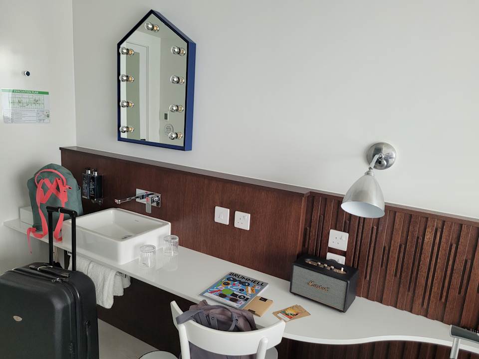 Zimmer Ruby Zoe Hotel London