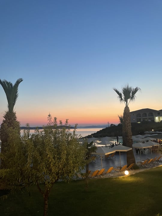 Ausblick Akrathos Beach Hotel