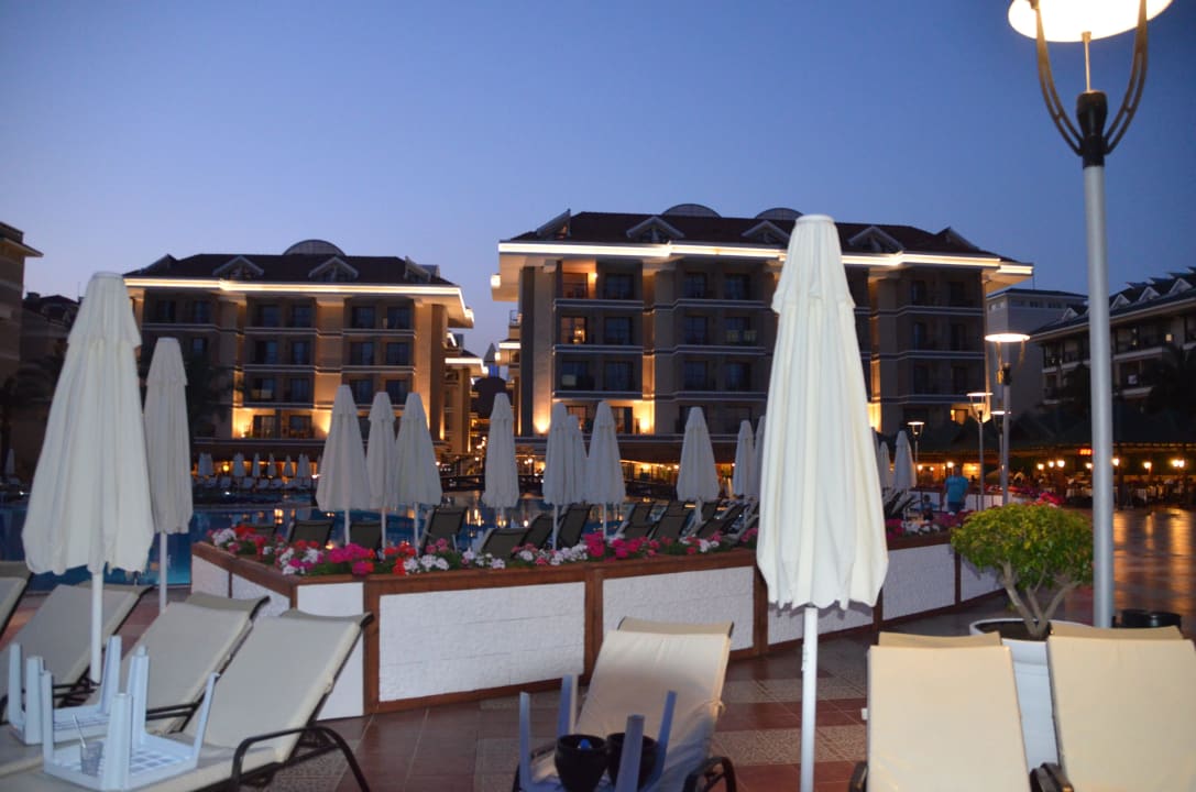 Hotel am Abend 2 Hotel Turan Prince