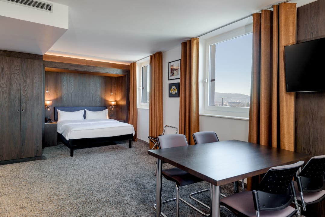 Zimmer ibis Styles Tubingen