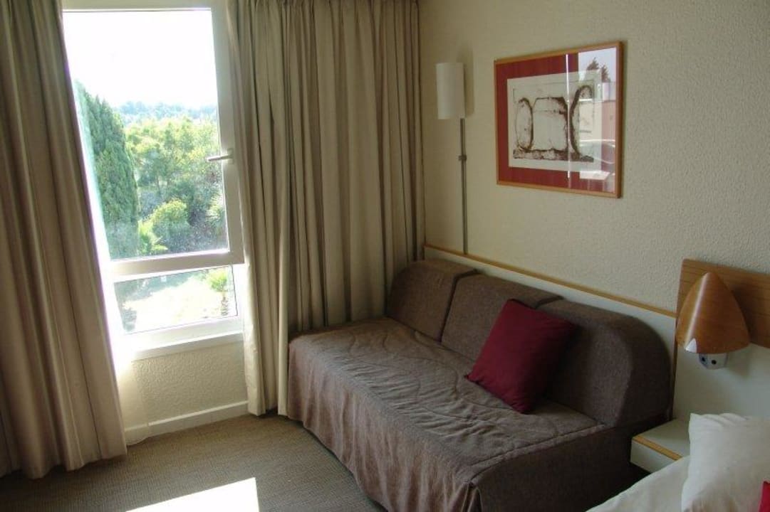 Couch Hotel Novotel Narbonne Sud