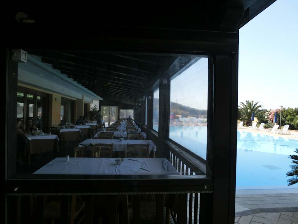 Poolseite außen Borgo Saraceno Hotel & Spa