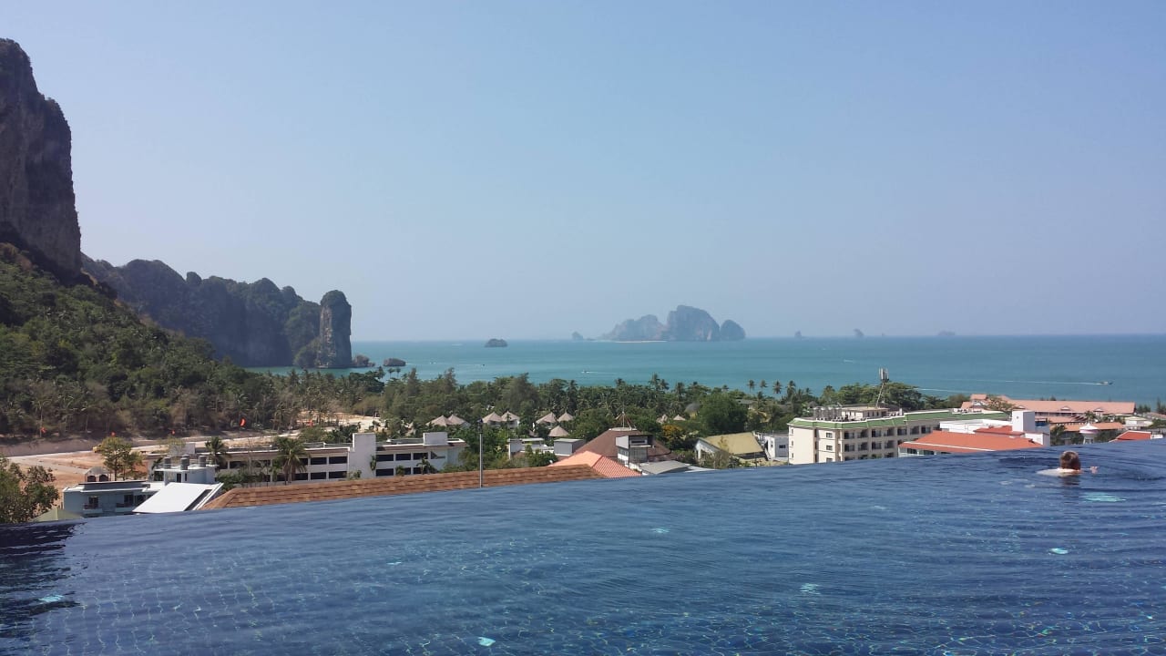 Panoramapool Avani Ao Nang Cliff Krabi Resort