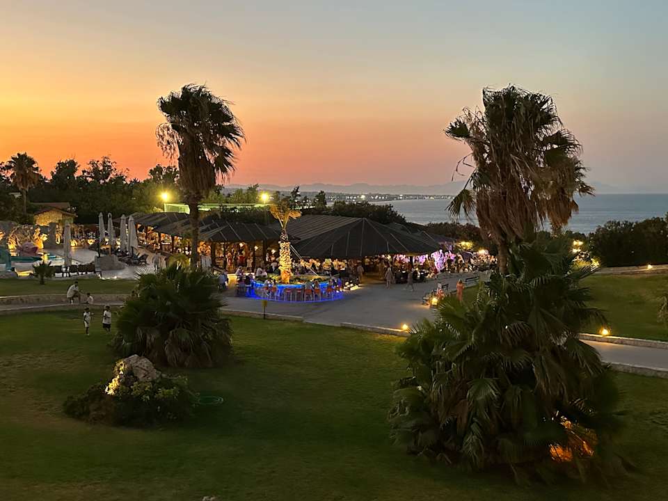 Gastro Hotel Kalithea Horizon Royal