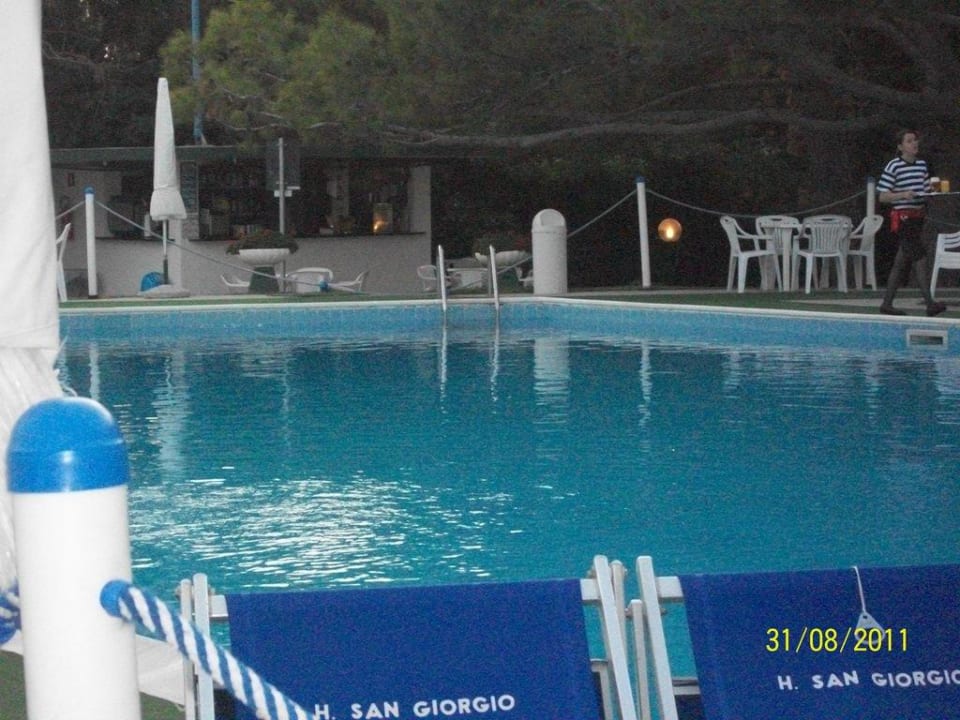 Pool am Abend Hotel San Giorgio