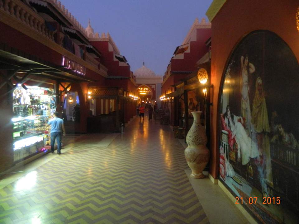 Главная улица отеля Pickalbatros Alf Leila Wa Leila Resort - Neverland Hurghada