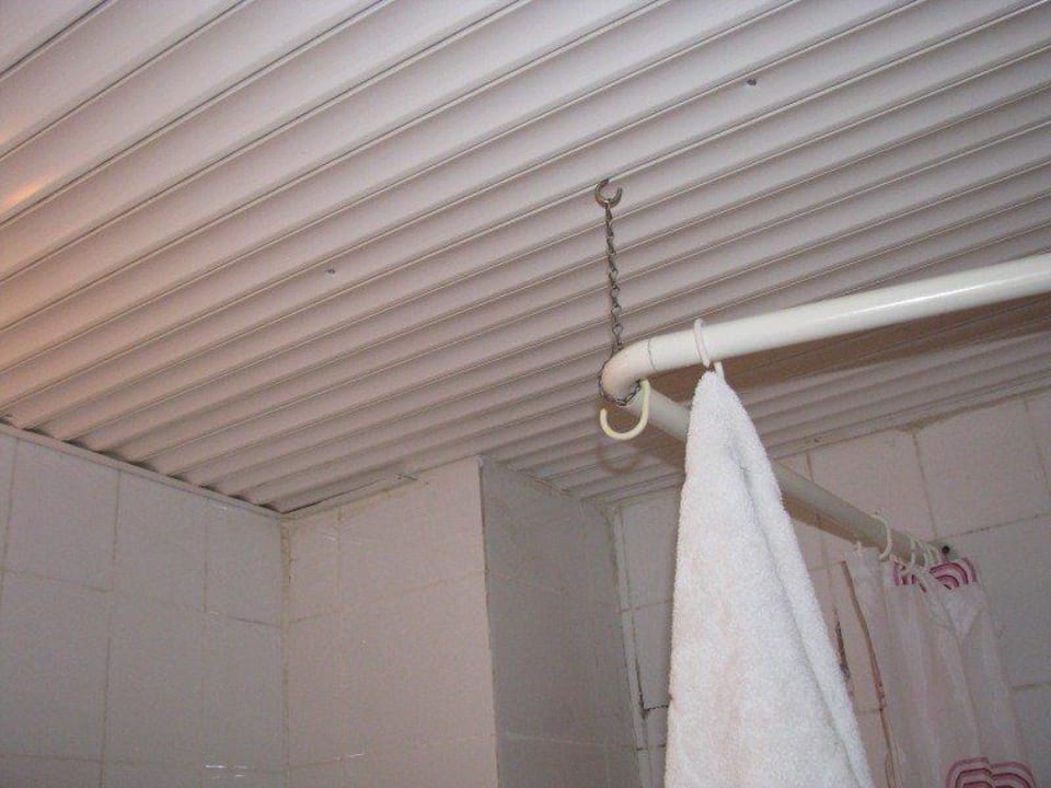 Konstrukcja zasłonki prysznica  Saygili Beach Hotel