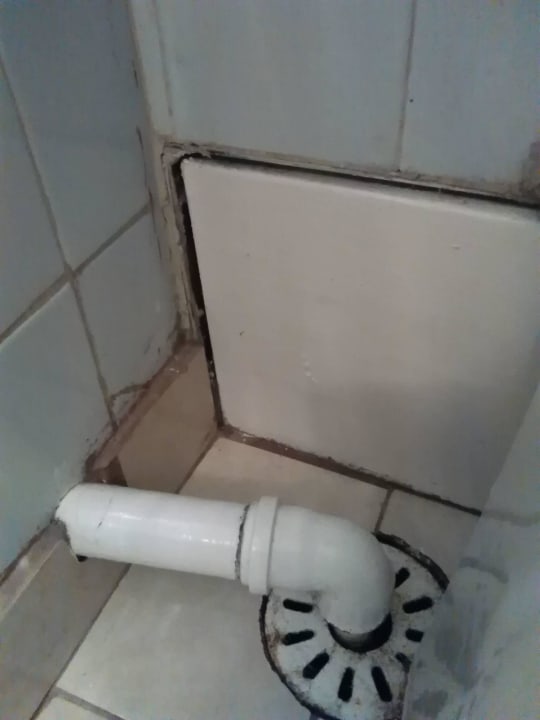 Odplyw z brodzika Centrum Kongresów i Rekreacji Orle Gniazdo