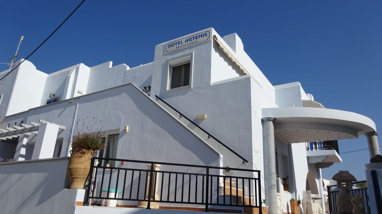 Hotel Artemis Hotel Artemis