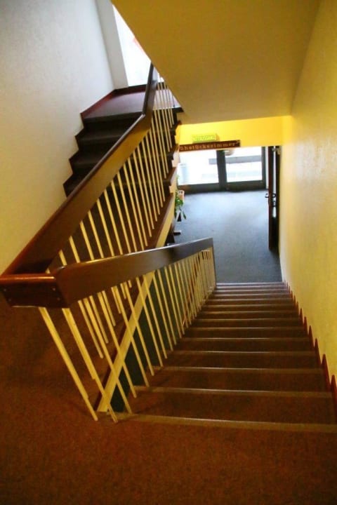 Treppenaufgang Hotel Astoria Bonn