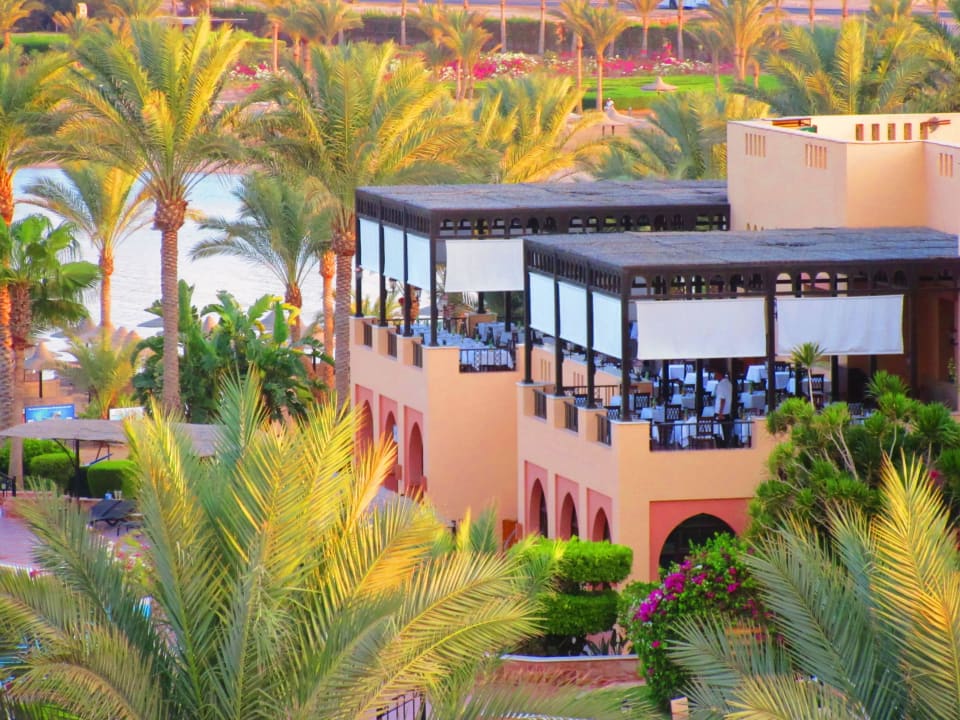 Die Terrasse des Restaurants Steigenberger Coraya Beach - Adults only