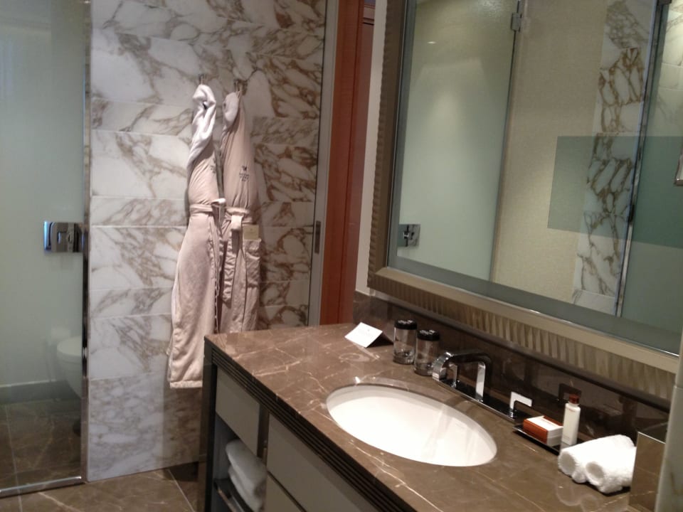 Waschtisch Waldorf Astoria Berlin